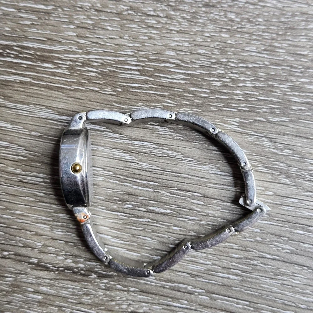 Timex Women's Oval Two Tone Silver Gold Bracelet Quartz Analog Watch Working